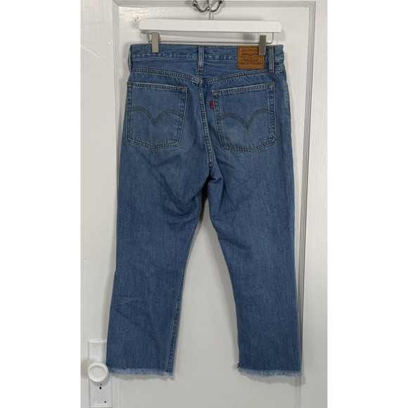 Levi’s PREMIUM Wedgie Straight Jeans Size 29 Button Fly Blue Distressed Raw Hem - Picture 7 of 14